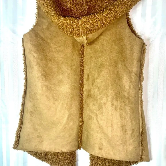 chaleco calientito,color café ,nuevo,Sz L ,$50 - Picture 9 of 11